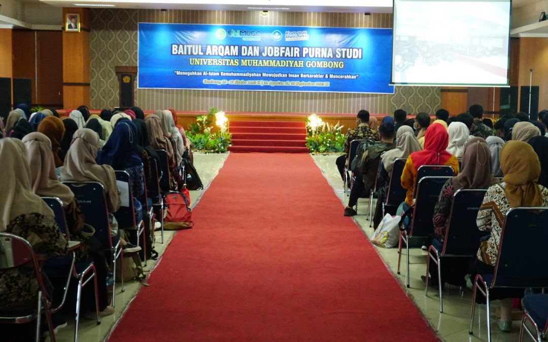 342 MAHASISWA, IKUTI JOBFAIR DAN BAITUL ARQAM PURNA STUDI TAHUN 2023